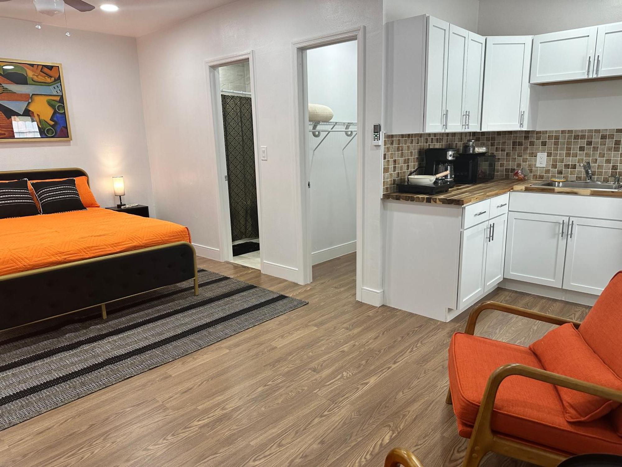 Cozy And Centric Apartment Κέιπ Κόραλ Εξωτερικό φωτογραφία